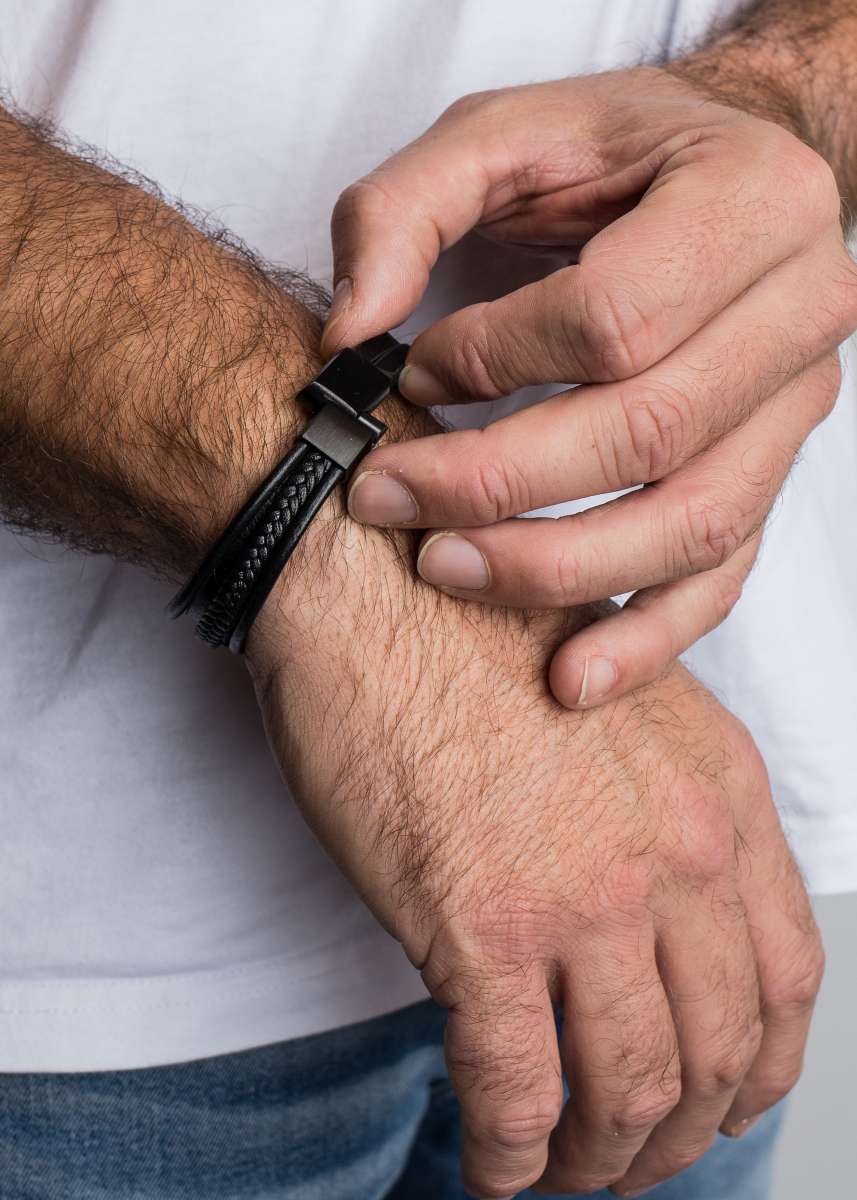 PRY Stannum Leather Bracelet 001 シュウト Stannum Leather Bracelet 001 – PRY